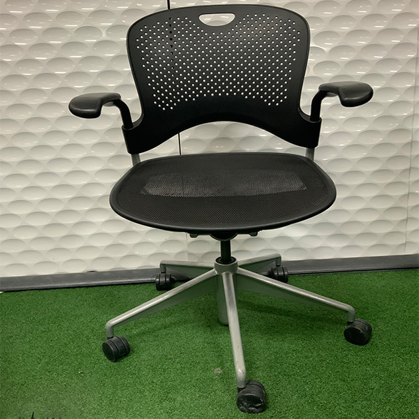 Herman miller caper discount multipurpose chair review